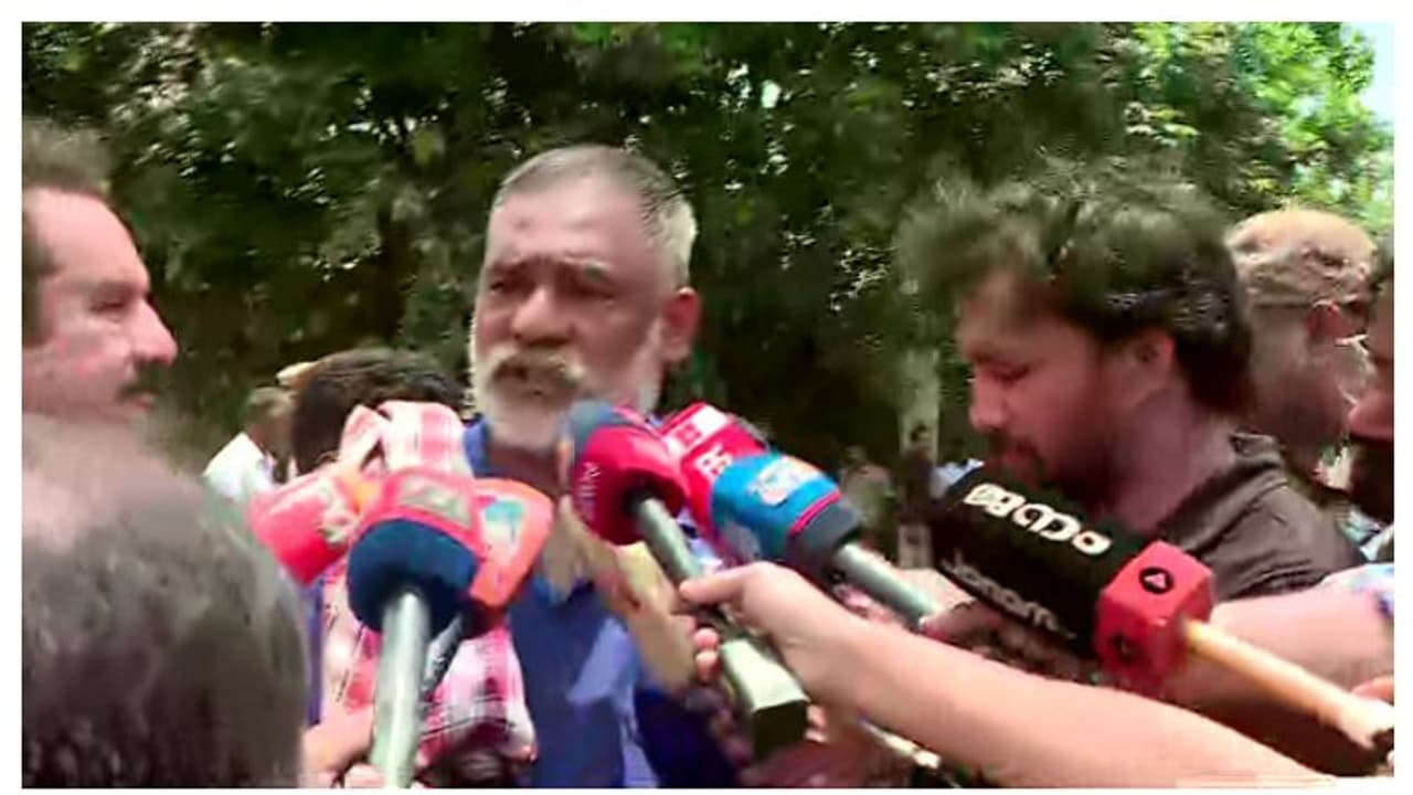 ചന്തയിലേക്ക് കുട്ടിയുടെ കൈ പിടിച്ച് പോകുന്നത് കണ്ടു, തിരിച്ച് പോയതായി സിസിടിവിയിലില്ല; ദൃക്സാക്ഷി പറയുന്നു