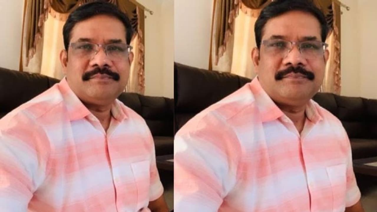 టాలీవుడ్ లో విషాదం, దర్శకుడు ఎన్.ఎస్.ఆర్.ప్రసాద్ కన్నుమూత టాలీవుడ్ లో విషాదం, దర్శకుడు ఎన్.ఎస్.ఆర్.ప్రసాద్ కన్నుమూత