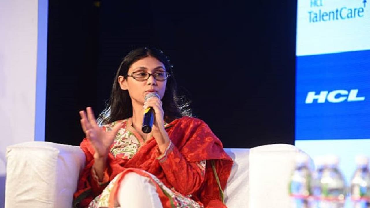 कौन है सक्‍सेसफुल बिजनेस वुमन रोशनी नादर मल्‍होत्रा? दुनिया की 100 पॉवरफुल महिलाओं में शामिल