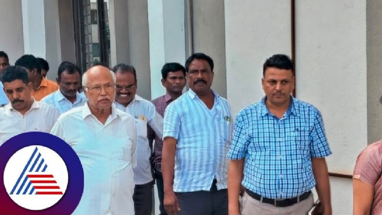 ಇಂದಿರಾ ಗಾಂಧಿ ವಸತಿ ಶಾಲೆ ಅವ್ಯವಸ್ಥೆ; ಸಿಬ್ಬಂದಿಗೆ ಶಾಸಕ ಎನ್ವೈ ಗೋಪಾಲಕೃಷ್ಣ ಕ್ಲಾಸ್ ಇಂದಿರಾ ಗಾಂಧಿ ವಸತಿ ಶಾಲೆ ಅವ್ಯವಸ್ಥೆ; ಸಿಬ್ಬಂದಿಗೆ ಶಾಸಕ ಎನ್ವೈ ಗೋಪಾಲಕೃಷ್ಣ ಕ್ಲಾಸ್