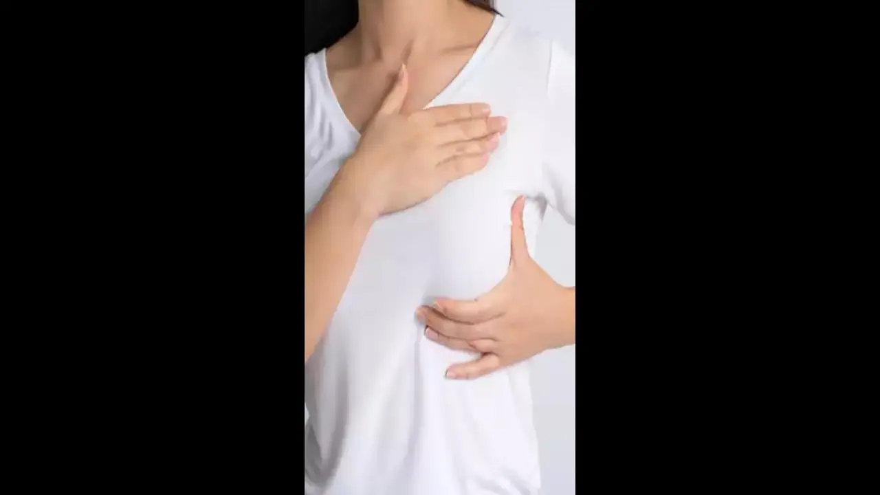 ಚೆಂದ ಕಾಣಲು ಬ್ರೆಸ್ಟ್ ಸರ್ಜರಿ ಮಾಡ್ಕೊಂಡವಳಿಗೆ ಡ್ರೆಸ್ ಧರಿಸೋ ಅವಕಾಶವೇ ಸಿಗ್ಲಿಲ್ಲ ! ಚೆಂದ ಕಾಣಲು ಬ್ರೆಸ್ಟ್ ಸರ್ಜರಿ ಮಾಡ್ಕೊಂಡವಳಿಗೆ ಡ್ರೆಸ್ ಧರಿಸೋ ಅವಕಾಶವೇ ಸಿಗ್ಲಿಲ್ಲ !