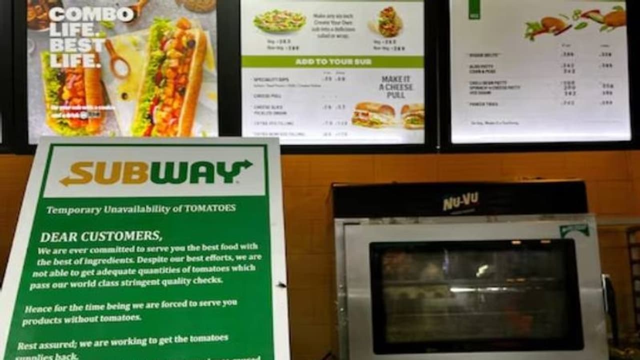 പേരു മാറ്റാൻ തയ്യാറാണോ? എങ്കിൽ ജീവിതകാലം മുഴുവൻ സൗജന്യമായി സാൻവിച്ച് കഴിക്കാം പേരു മാറ്റാൻ തയ്യാറാണോ? എങ്കിൽ ജീവിതകാലം മുഴുവൻ സൗജന്യമായി സാൻവിച്ച് കഴിക്കാം