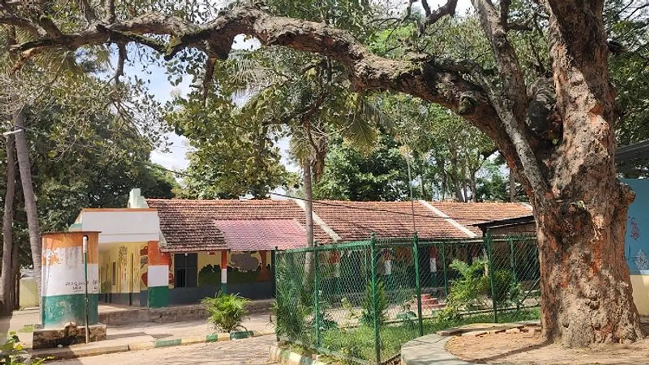 ಮಾಗಡಿ: ಕುದೂರು ಸರ್ಕಾರಿ ಶಾಳಾ ಕಟ್ಟಡ ಇನ್ನು ನೆನಪು ಮಾತ್ರ..! ಮಾಗಡಿ: ಕುದೂರು ಸರ್ಕಾರಿ ಶಾಳಾ ಕಟ್ಟಡ ಇನ್ನು ನೆನಪು ಮಾತ್ರ..!