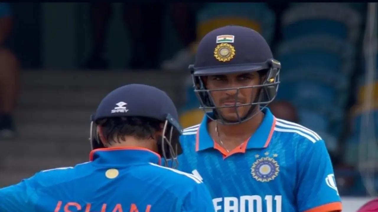 WI vs IND: இளம் வயதில் 2500 ரன்களை கடந்து சாதனை படைத்த சுப்மன் கில்! WI vs IND: இளம் வயதில் 2500 ரன்களை கடந்து சாதனை படைத்த சுப்மன் கில்!