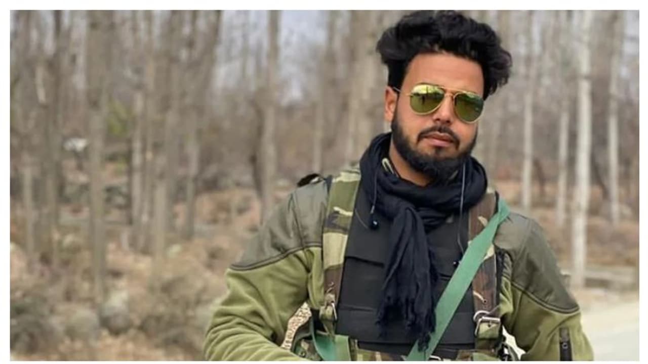 ഈദ് അവധിക്ക് നാട്ടിലെത്തി, ഇന്ന് തിരികെയെത്തേണ്ട സൈനികനെ കാണാനില്ല; തട്ടിക്കൊണ്ടുപോയെന്ന് സംശയം ഈദ് അവധിക്ക് നാട്ടിലെത്തി, ഇന്ന് തിരികെയെത്തേണ്ട സൈനികനെ കാണാനില്ല; തട്ടിക്കൊണ്ടുപോയെന്ന് സംശയം