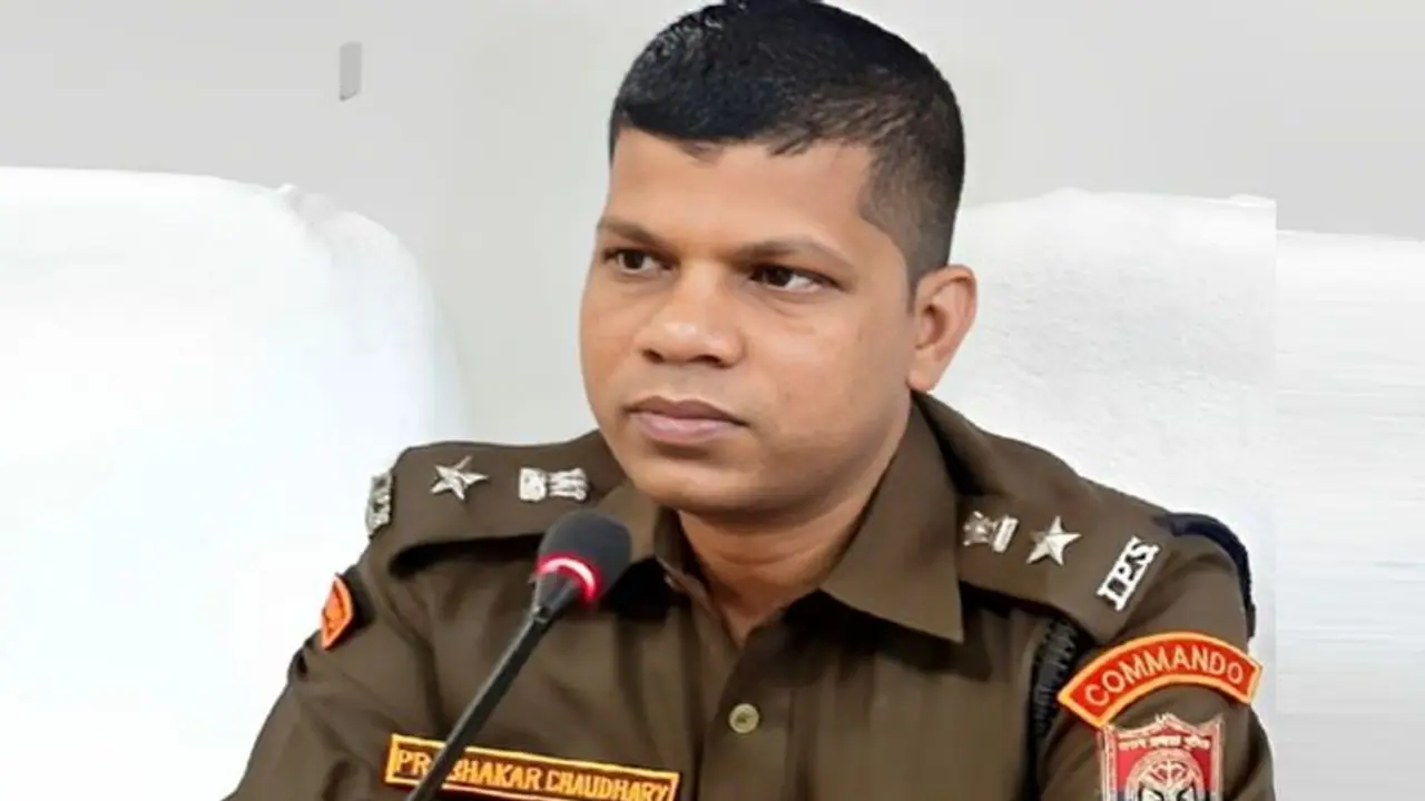 IPS Prabhakar Chaudhary shunted after lathi charge on kanwariyas in Bareilly; his 21st transfer in a decade