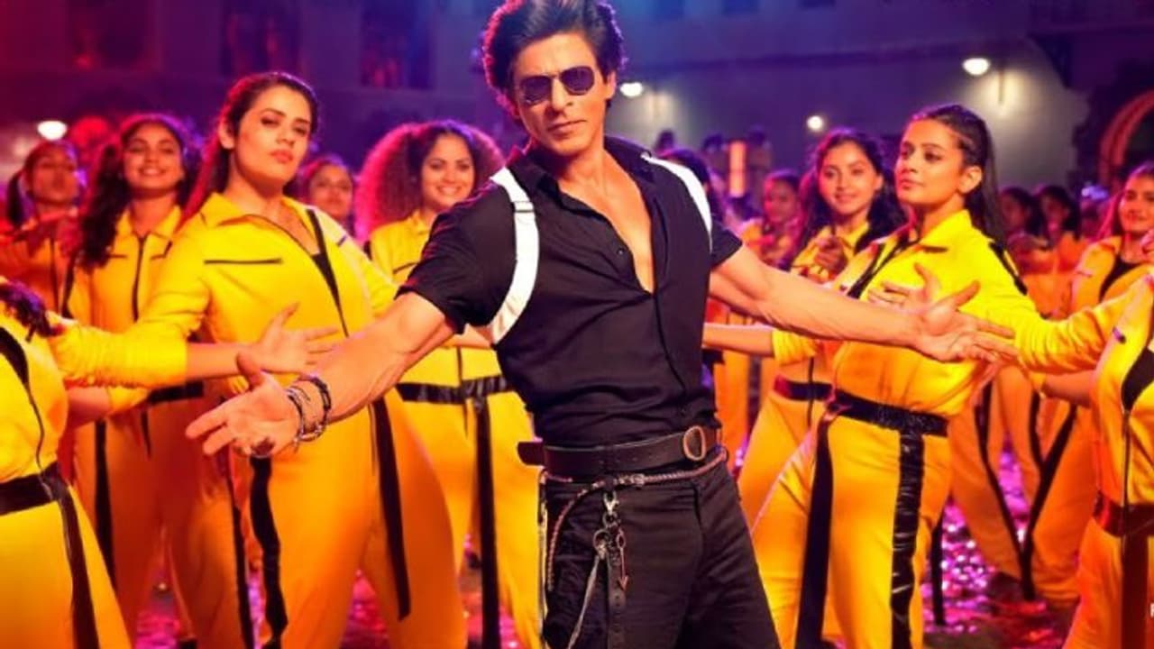 முதல் பாடலே செம மாஸா இருக்கே... அனிருத் இசையில் குத்தாட்டம் போட்ட ஷாருக்கான் வைரலாகும் ஜவான் பர்ஸ்ட் சிங்கிள்