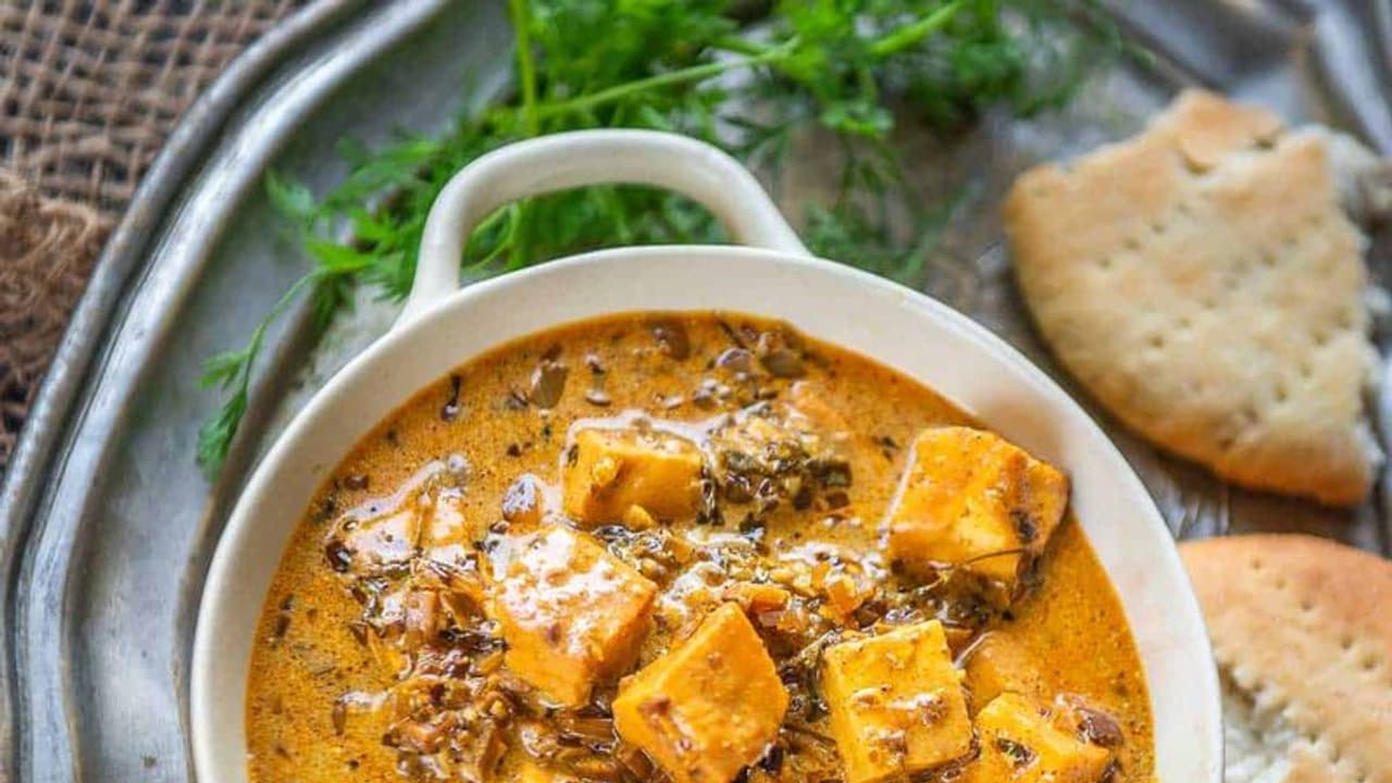 இரவு சப்பாத்திக்கு ஒன் டைம் கடாய் பன்னீர் கிரேவி செய்து சாப்பிடுங்க.. அடிக்கடி செய்வீங்க!!