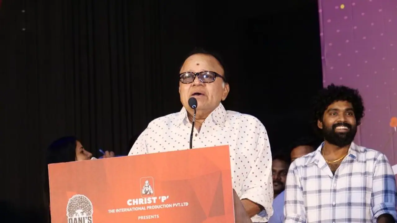 தாய் தந்தையை முதியோர் இல்லத்தில் சேர்த்து விடாதீர்கள்! இளைஞர்களுக்கு நடிகர் ராதாரவி வேண்டுகோள்!