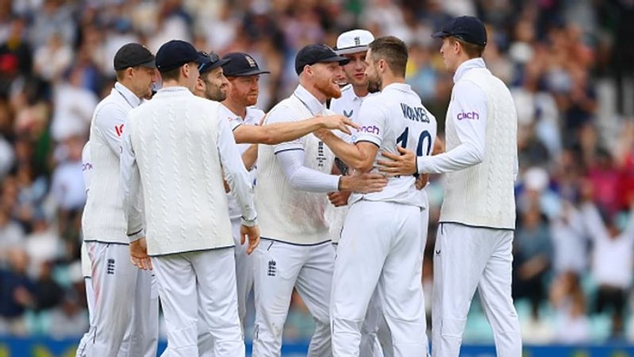 വന് തിരിച്ചുവരവ്! ഓസീസിനെ വോക്സും മൊയീന് അലിയും തകര്ത്തു! ഇംഗ്ലണ്ടിന് ജയം, ആഷസ് പരമ്പര സമനിലയില് വന് തിരിച്ചുവരവ്! ഓസീസിനെ വോക്സും മൊയീന് അലിയും തകര്ത്തു! ഇംഗ്ലണ്ടിന് ജയം, ആഷസ് പരമ്പര സമനിലയില്