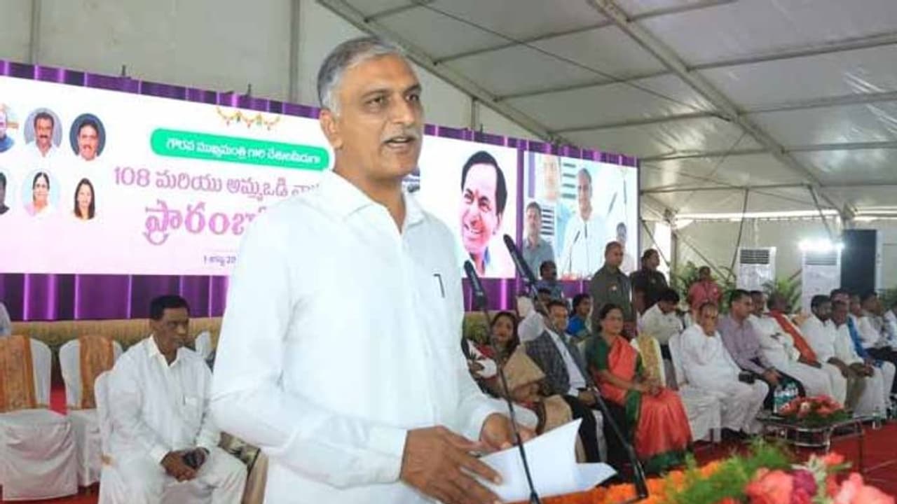 నాలుగున్నరేళ్లలో నియోజకవర్గాన్ని పట్టించుకున్నారా : జగ్గారెడ్డిపై హరీశ్రావు విమర్శలు నాలుగున్నరేళ్లలో నియోజకవర్గాన్ని పట్టించుకున్నారా : జగ్గారెడ్డిపై హరీశ్రావు విమర్శలు