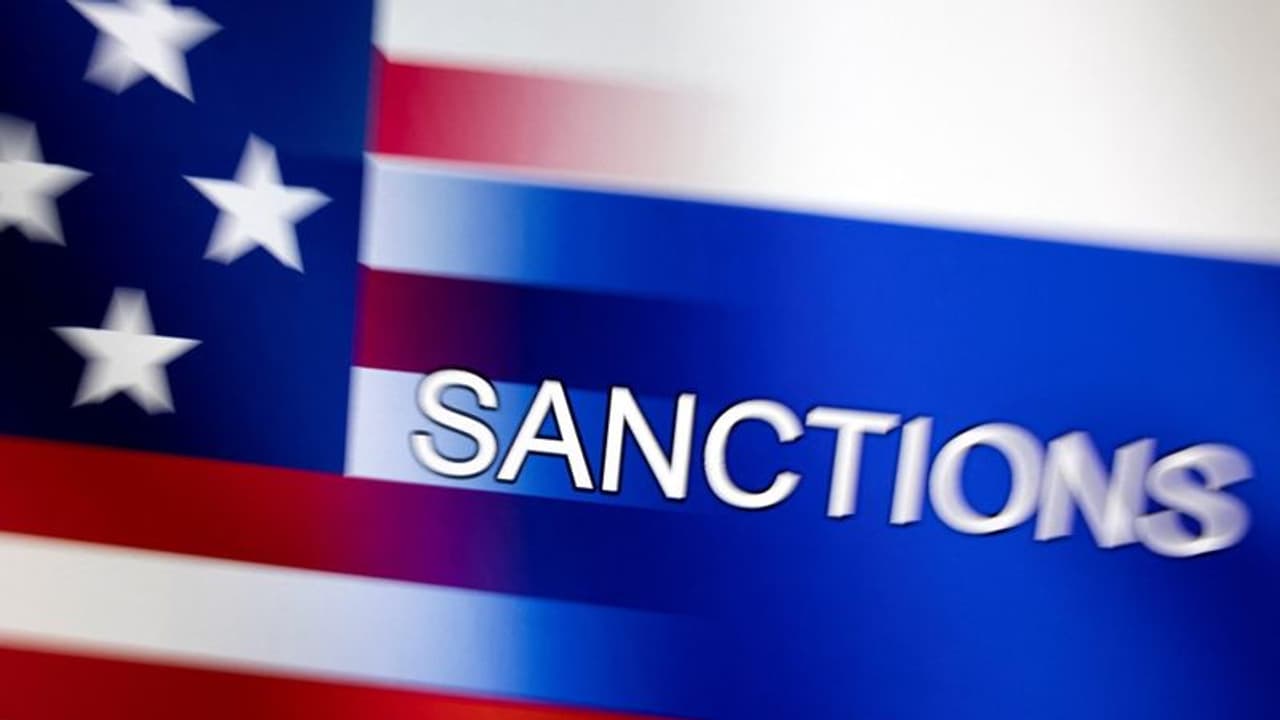 மாலத்தீவுகளில் ஐ.எஸ்., அல் கொய்தா ஆதரவாளர்கள் மீது தடைகளை விதித்த அமெரிக்கா மாலத்தீவுகளில் ஐ.எஸ்., அல் கொய்தா ஆதரவாளர்கள் மீது தடைகளை விதித்த அமெரிக்கா