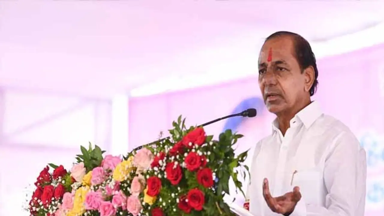 ఆర్టీసీ బిల్లును అడ్డుకొనేందుకు విఫల యత్నం: ఇండిపెండెన్స్ వేడుకల్లో కేసీఆర్