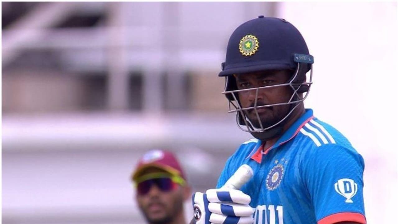 "ಟೀಂ ಇಂಡಿಯಾ ಆಟಗಾರನಾಗುವುದು....": ಫಿಫ್ಟಿ ಬಾರಿಸಿ ಅಚ್ಚರಿಯ ಹೇಳಿಕೆ ನೀಡಿದ ಸಂಜು ಸ್ಯಾಮ್ಸನ್‌..!