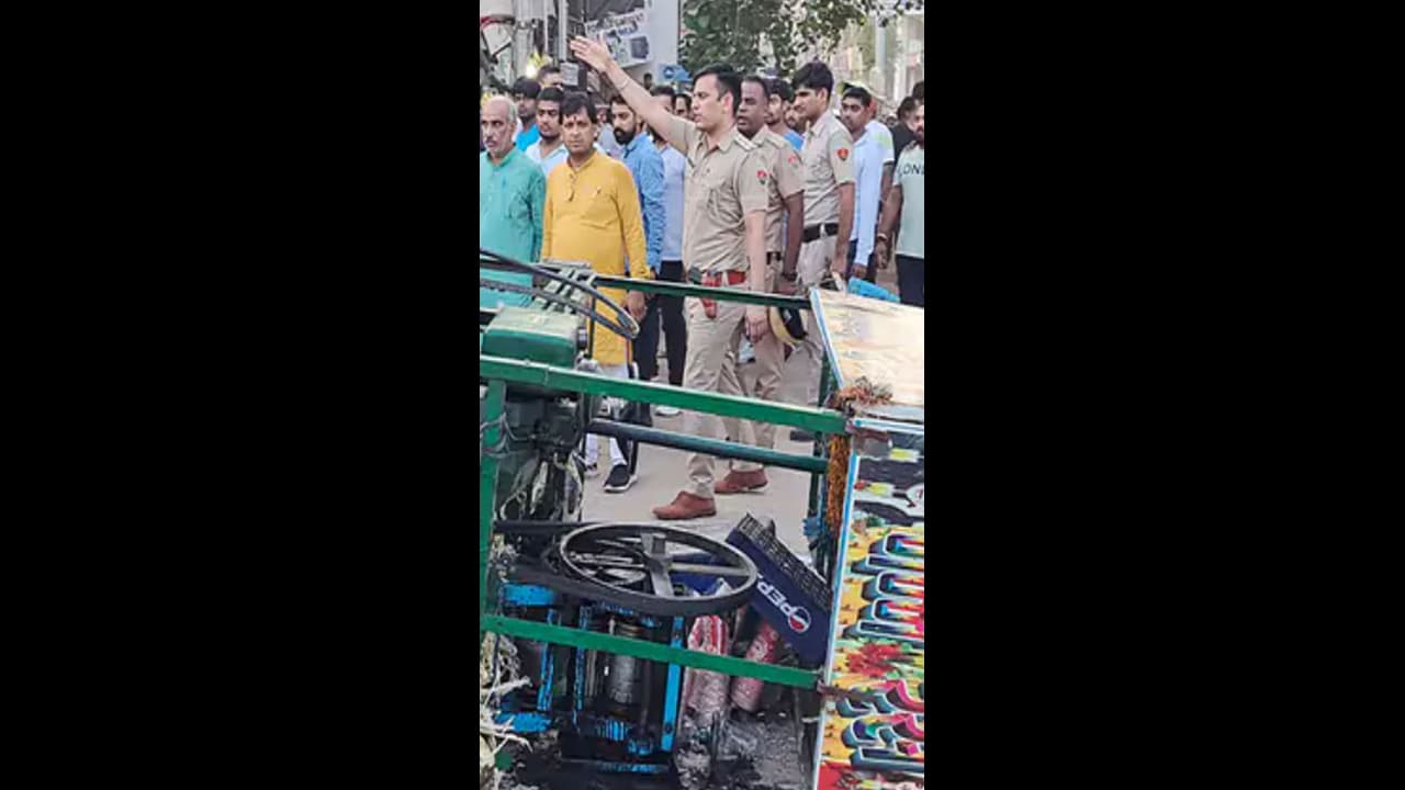 Nuh Violence: டெல்லிக்கும் பரவுகிறதா ஹரியானா நுஹ் கலவரம்; உச்சகட்ட பாதுகாப்பில் தலைநகரம்!! Nuh Violence: டெல்லிக்கும் பரவுகிறதா ஹரியானா நுஹ் கலவரம்; உச்சகட்ட பாதுகாப்பில் தலைநகரம்!!