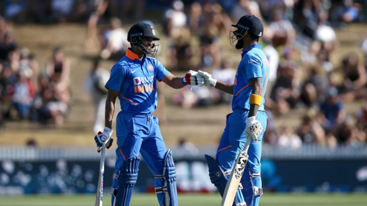 ഏഷ്യാ കപ്പിന് ശ്രേയസും രാഹുലും ഉണ്ടാകില്ല, സഞ്ജുവിന് സാധ്യത തെളിയുന്നു