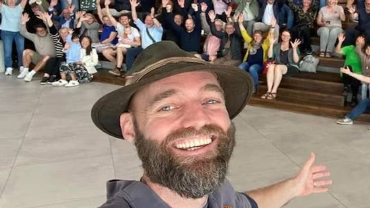 ലോകത്തിലെ എല്ലാ രാജ്യങ്ങളും സന്ദർശിച്ചു, ഒരിക്കൽ പോലും വിമാനത്തിൽ കയറിയില്ല ലോകത്തിലെ എല്ലാ രാജ്യങ്ങളും സന്ദർശിച്ചു, ഒരിക്കൽ പോലും വിമാനത്തിൽ കയറിയില്ല