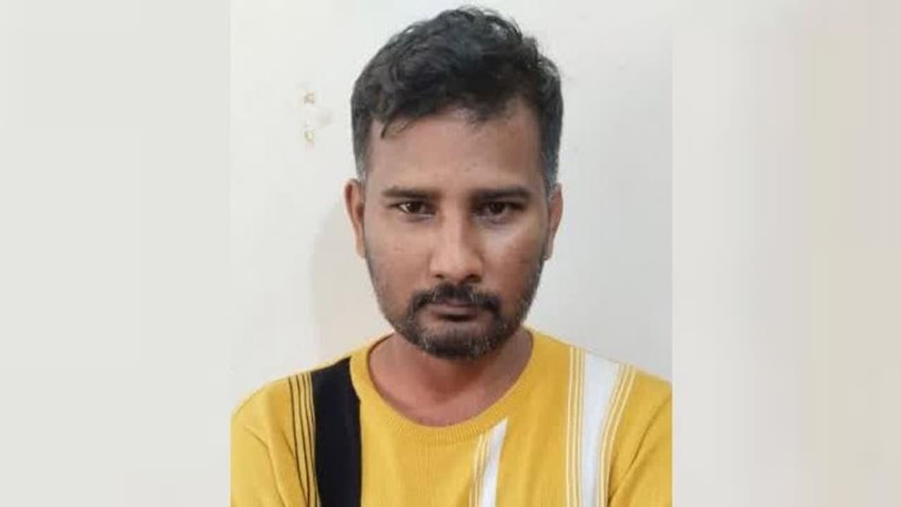 Bengaluru crime: ಗೃಹಿಣಿಗೆ ₹22 ಲಕ್ಷ, 960 ಗ್ರಾಂ ಚಿನ್ನ ಊಬರ್ ಚಾಲಕ ವಂಚನೆ Bengaluru crime: ಗೃಹಿಣಿಗೆ ₹22 ಲಕ್ಷ, 960 ಗ್ರಾಂ ಚಿನ್ನ ಊಬರ್ ಚಾಲಕ ವಂಚನೆ