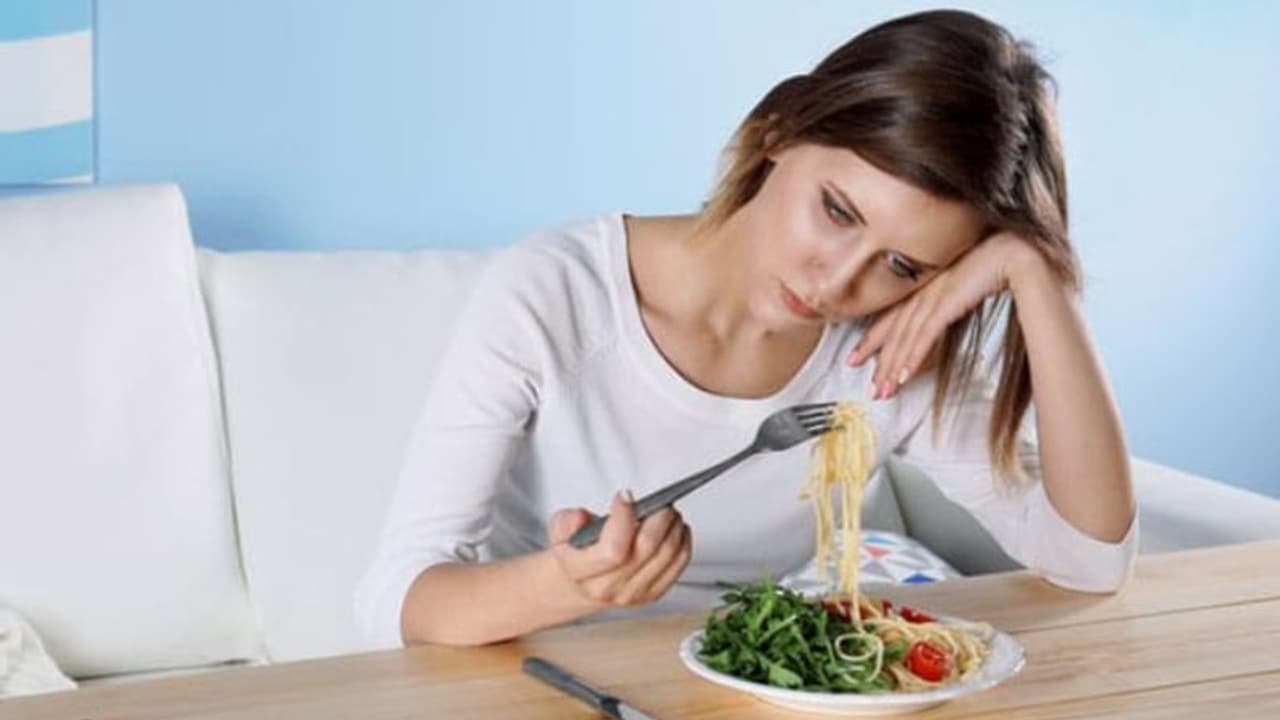  Health Tips: മാനസികാരോഗ്യത്തിനായി കഴിക്കേണ്ട ആറ് ഭക്ഷണങ്ങള്‍... 