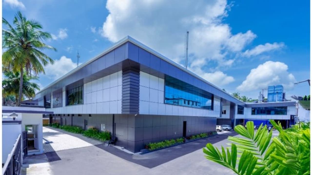 സംസ്ഥാനത്ത് ലുലു ഗ്രൂപ്പിന്റെ പുതിയ സംരംഭം ഈ മാസം പ്രവര്ത്തനം തുടങ്ങും; മുടക്കുമുതല് 150 കോടി സംസ്ഥാനത്ത് ലുലു ഗ്രൂപ്പിന്റെ പുതിയ സംരംഭം ഈ മാസം പ്രവര്ത്തനം തുടങ്ങും; മുടക്കുമുതല് 150 കോടി