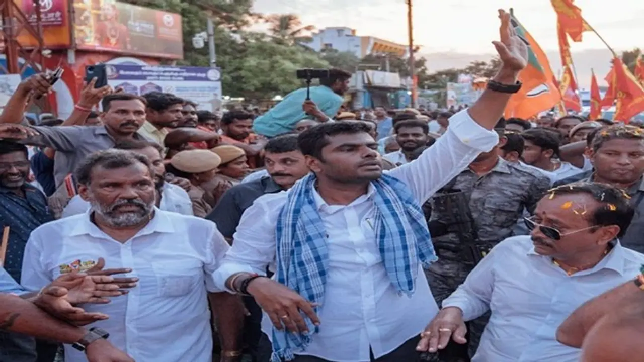 அண்ணாமலையின் இரண்டாம் கட்ட பாதயாத்திரை..! எந்தப் பகுதிக்கெல்லாம் செல்கிறார் தெரியுமா வெளியான புதிய பட்டியல் அண்ணாமலையின் இரண்டாம் கட்ட பாதயாத்திரை..! எந்தப் பகுதிக்கெல்லாம் செல்கிறார் தெரியுமா வெளியான புதிய பட்டியல்