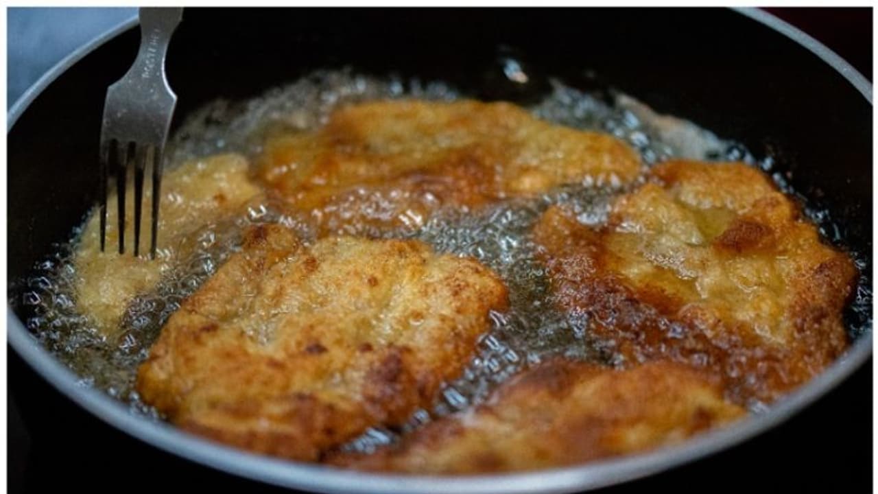 എണ്ണയിൽ വറുത്ത ഭക്ഷണങ്ങൾ പതിവായി കഴിച്ചാൽ... 