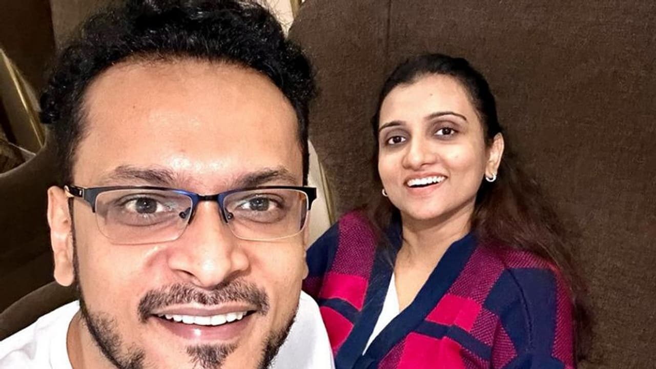 'അങ്ങനെയാണ് ജെറിനുമായി വിവാഹിതയായത്', ആ കഥ വെളിപ്പെടുത്തി ഗായിക മഞ്ജരി 'അങ്ങനെയാണ് ജെറിനുമായി വിവാഹിതയായത്', ആ കഥ വെളിപ്പെടുത്തി ഗായിക മഞ്ജരി