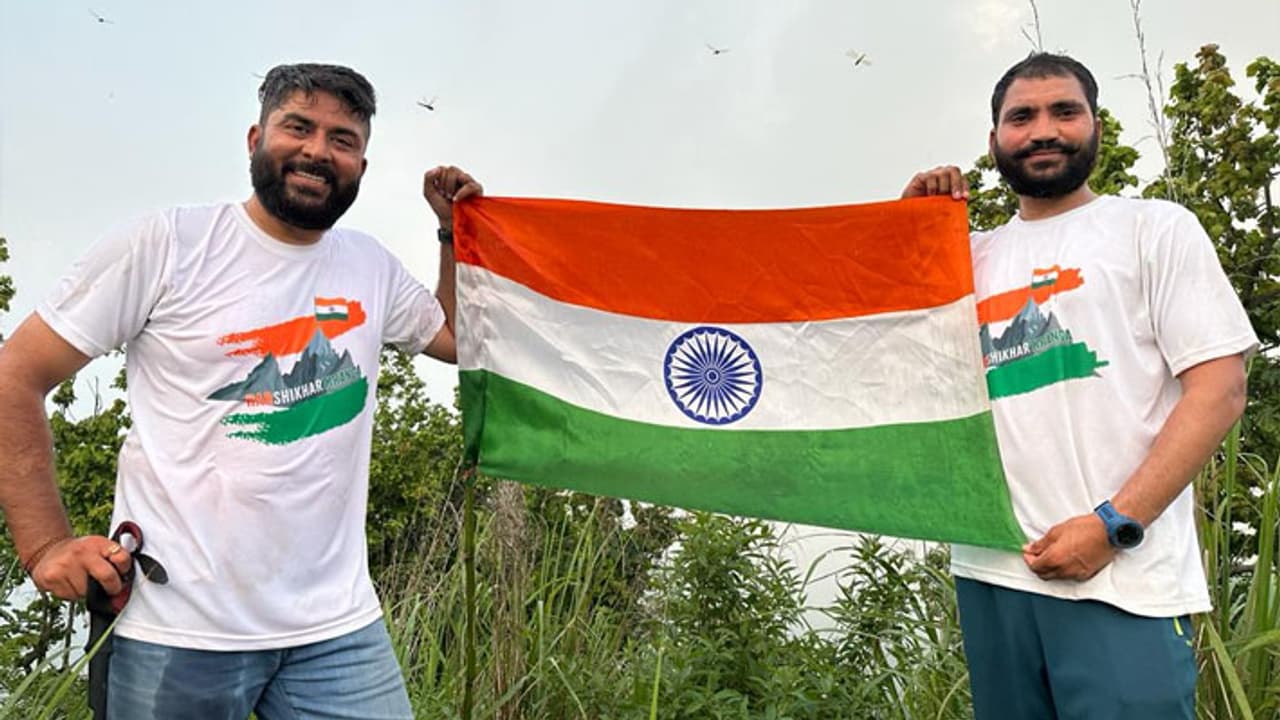 'తిరంగ' కాశ్మీర్ యువత ఆకాంక్షలు,కలలకు ప్రతీక 'తిరంగ' కాశ్మీర్ యువత ఆకాంక్షలు,కలలకు ప్రతీక