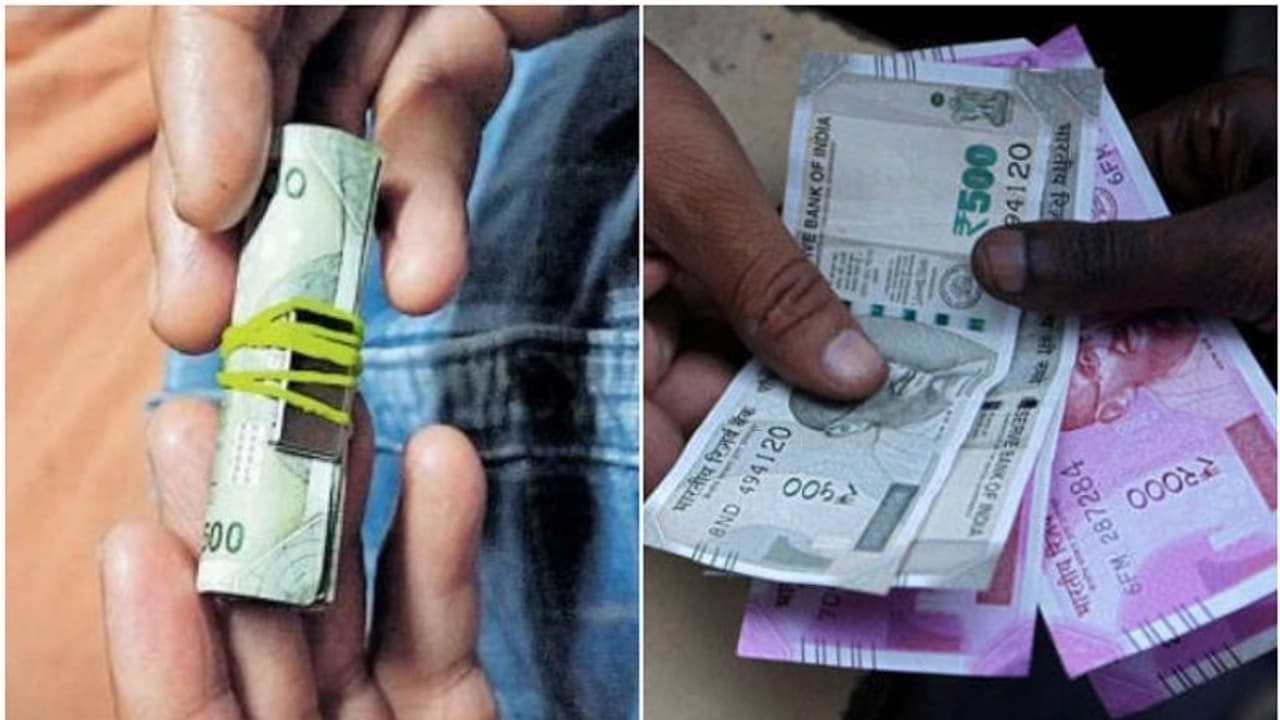 'ചെക്കുപോസ്റ്റിൽ യന്തിരൻ മോഡൽ കൈക്കൂലി'; ഉദ്യോഗസ്ഥരുടെ ഒളിപ്പിക്കൽ തന്ത്രങ്ങള് ഇങ്ങനെ, പൊളിച്ച് വിജിലന്സ് 'ചെക്കുപോസ്റ്റിൽ യന്തിരൻ മോഡൽ കൈക്കൂലി'; ഉദ്യോഗസ്ഥരുടെ ഒളിപ്പിക്കൽ തന്ത്രങ്ങള് ഇങ്ങനെ, പൊളിച്ച് വിജിലന്സ്