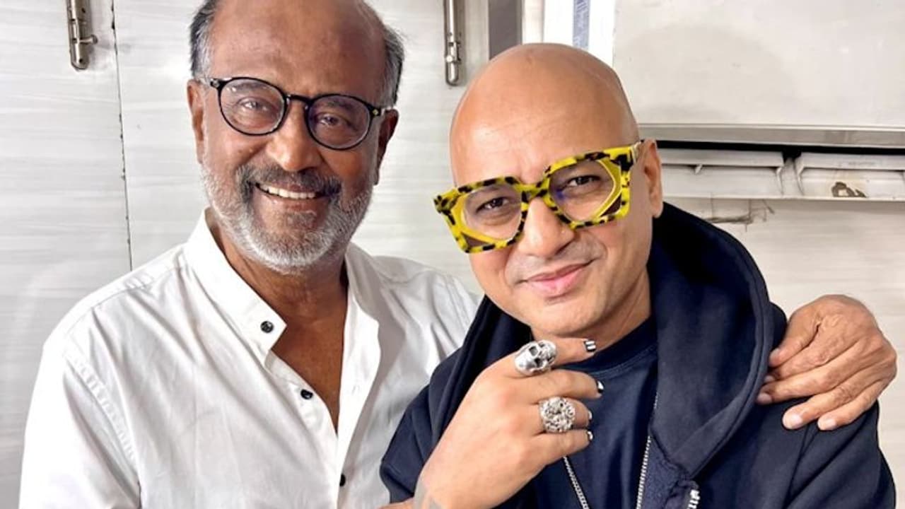 Rajinikanth's new hairstyle: Check out new photo Rajinikanth's new hairstyle: Check out new photo