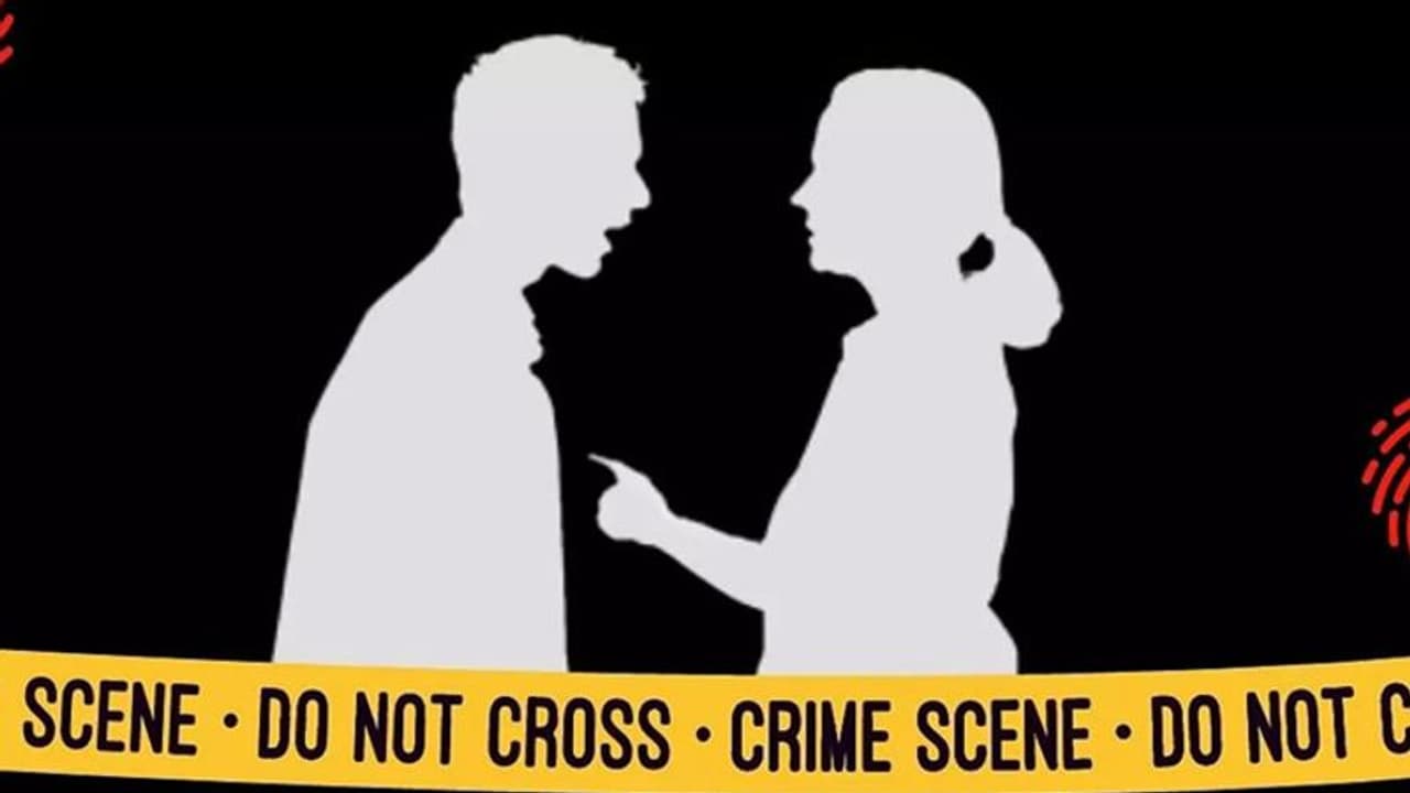 சும்மா சண்டை போட்டுக் கொண்டே இருக்க.. ஆத்திரத்தில் மனைவியின் கை விரலை கடித்து துப்பிய கணவர்..! சும்மா சண்டை போட்டுக் கொண்டே இருக்க.. ஆத்திரத்தில் மனைவியின் கை விரலை கடித்து துப்பிய கணவர்..!