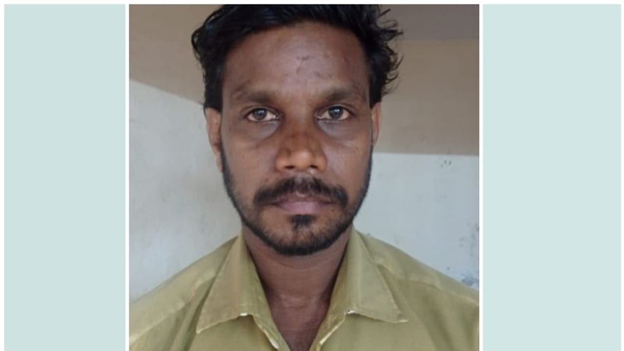 കുട്ടികളുമായി സഞ്ചരിച്ച ഓട്ടോ ഓടിച്ചത് മദ്യപിച്ച് ലക്കുക്കെട്ട്; അപകത്തിൽ വിദ്യാർത്ഥികൾക്ക് പരിക്ക്, അറസ്റ്റ് കുട്ടികളുമായി സഞ്ചരിച്ച ഓട്ടോ ഓടിച്ചത് മദ്യപിച്ച് ലക്കുക്കെട്ട്; അപകത്തിൽ വിദ്യാർത്ഥികൾക്ക് പരിക്ക്, അറസ്റ്റ്