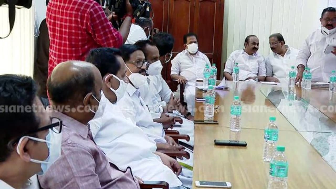 ബിജെപി ആയുധമാക്കുമെന്ന ആശങ്ക: മിത്ത് വിവാദത്തിൽ സ്പീക്കർക്കെതിരെ നിലപാട് തീരുമാനിക്കാൻ യുഡിഎഫ്