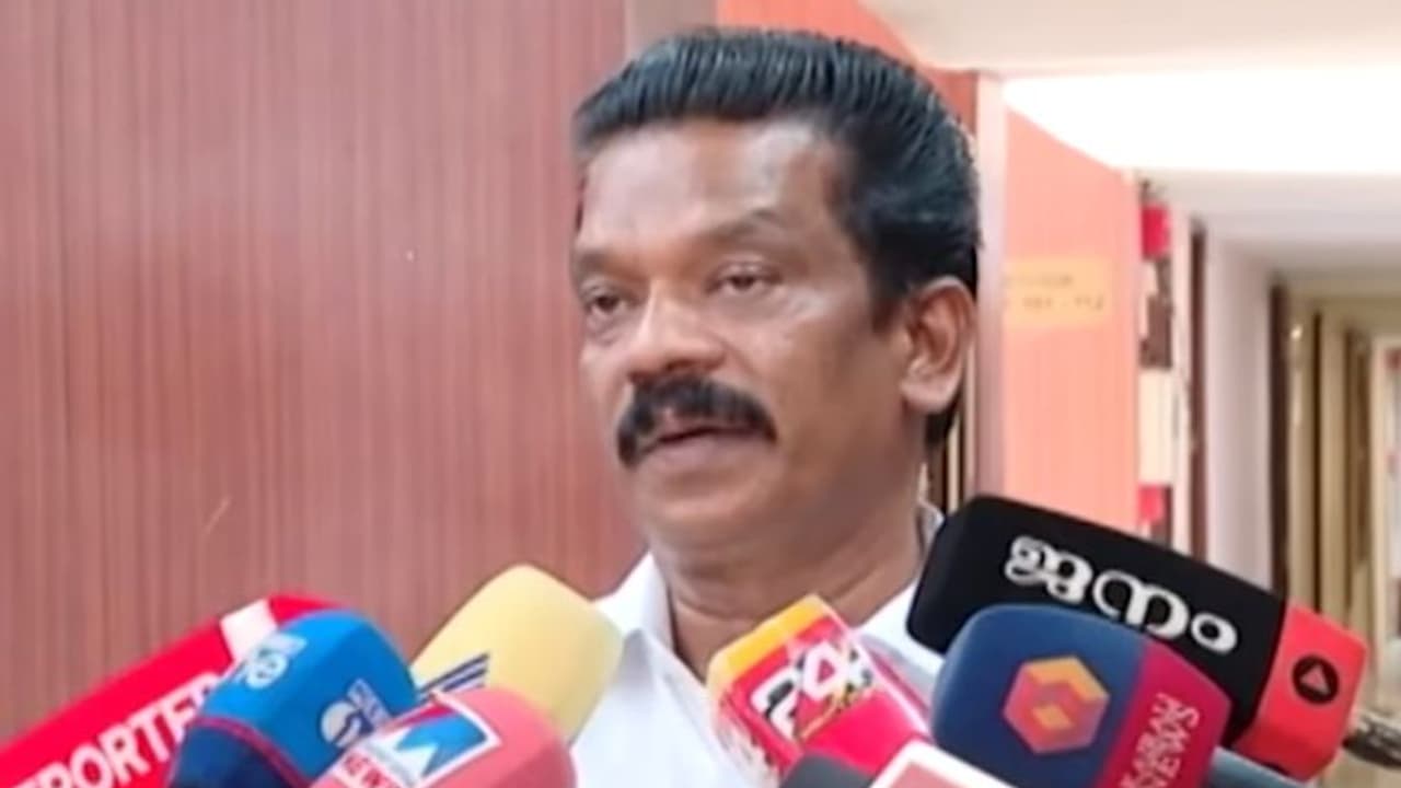 'താങ്ങി നിർത്തുന്നവർക്കുള്ള ബജറ്റ്, ദേശീയ ബജറ്റല്ല, സമ്മർദ്ദ ബജറ്റാണിത്': വിമർശനവുമായി കെ രാധാകൃഷ്ണൻ എംപി 'താങ്ങി നിർത്തുന്നവർക്കുള്ള ബജറ്റ്, ദേശീയ ബജറ്റല്ല, സമ്മർദ്ദ ബജറ്റാണിത്': വിമർശനവുമായി കെ രാധാകൃഷ്ണൻ എംപി
