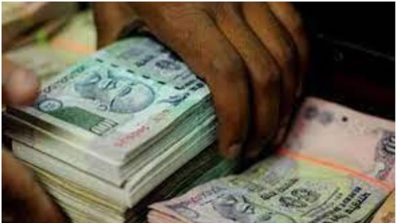 നിങ്ങളുടെ നിസ്സഹായാവസ്ഥയാണ് അവര് ചൂഷണം ചെയ്യുന്നത്, 1064 ലേക്ക് വിളിക്കൂ; നിങ്ങൾ നിസ്സഹായരല്ല! നിങ്ങളുടെ നിസ്സഹായാവസ്ഥയാണ് അവര് ചൂഷണം ചെയ്യുന്നത്, 1064 ലേക്ക് വിളിക്കൂ; നിങ്ങൾ നിസ്സഹായരല്ല!