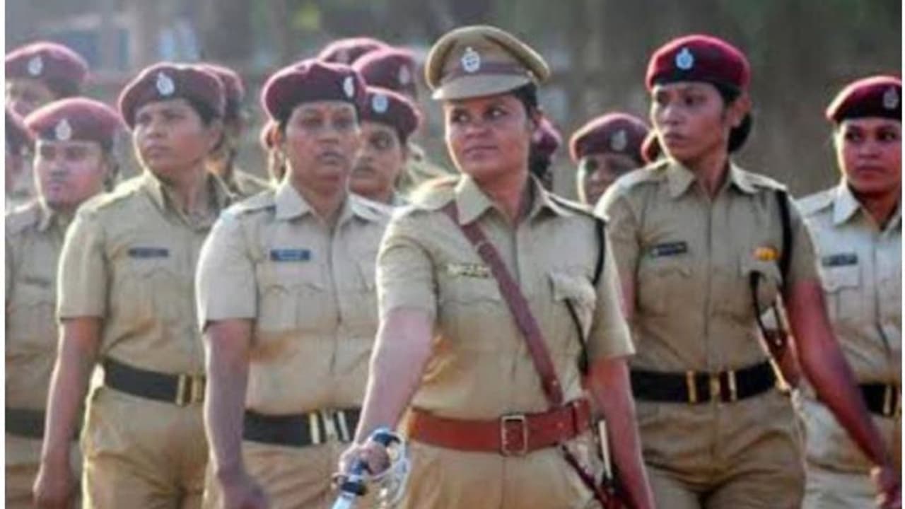 TS Constable Results: తెలంగాణ కానిస్టేబుల్ ఫలితాలు వచ్చేశాయ్!.. 15750 మందితో జాబితా.. TS Constable Results: తెలంగాణ కానిస్టేబుల్ ఫలితాలు వచ్చేశాయ్!.. 15750 మందితో జాబితా..