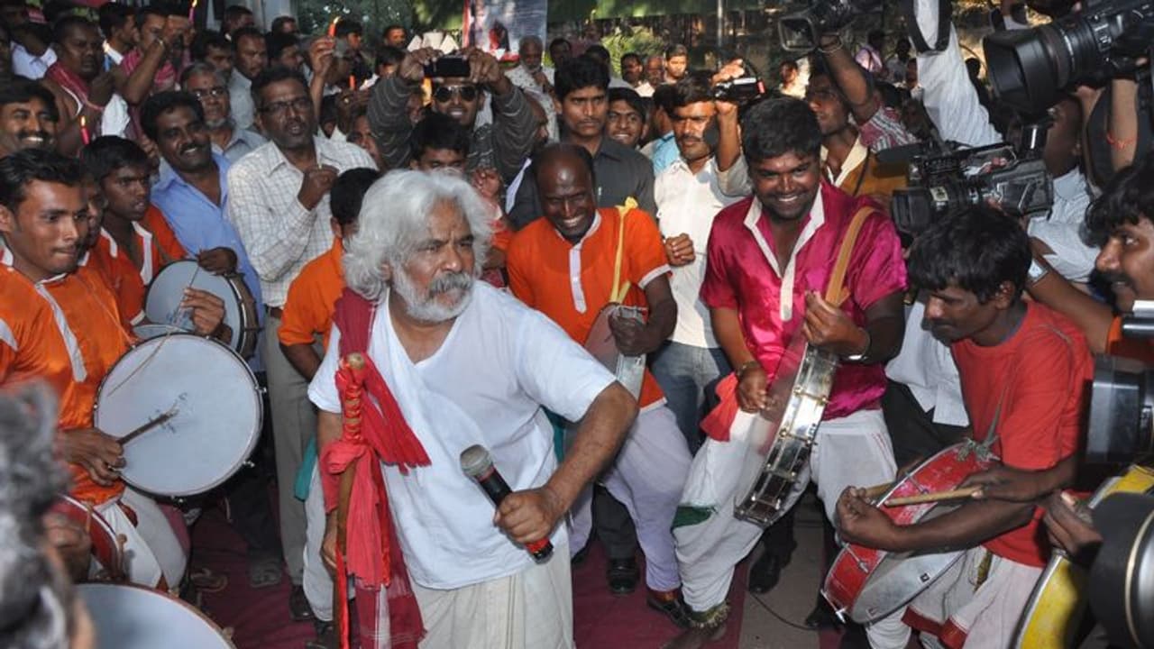 గద్దర్ మృతి కలచివేసింది: మావోయిస్టు పార్టీ గద్దర్ మృతి కలచివేసింది: మావోయిస్టు పార్టీ