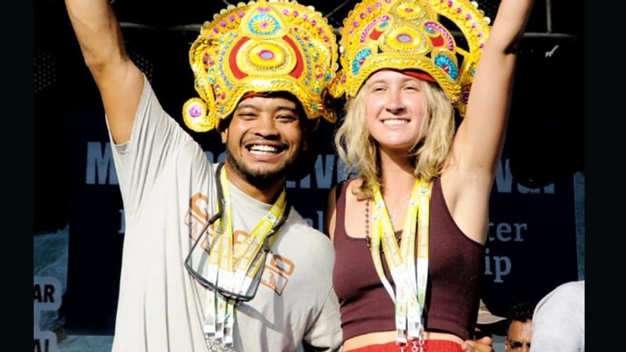 കോടഞ്ചേരിയുടെ ഓളങ്ങളിൽ അമേരിക്കാരി ഇവ ക്രിസ്റ്റിൻസൺ റാണി, ഉത്തരാഖണ്ഡിൽ നിന്നുള്ള 23 കാരൻ അമിത് താപ്പ രാജ കോടഞ്ചേരിയുടെ ഓളങ്ങളിൽ അമേരിക്കാരി ഇവ ക്രിസ്റ്റിൻസൺ റാണി, ഉത്തരാഖണ്ഡിൽ നിന്നുള്ള 23 കാരൻ അമിത് താപ്പ രാജ