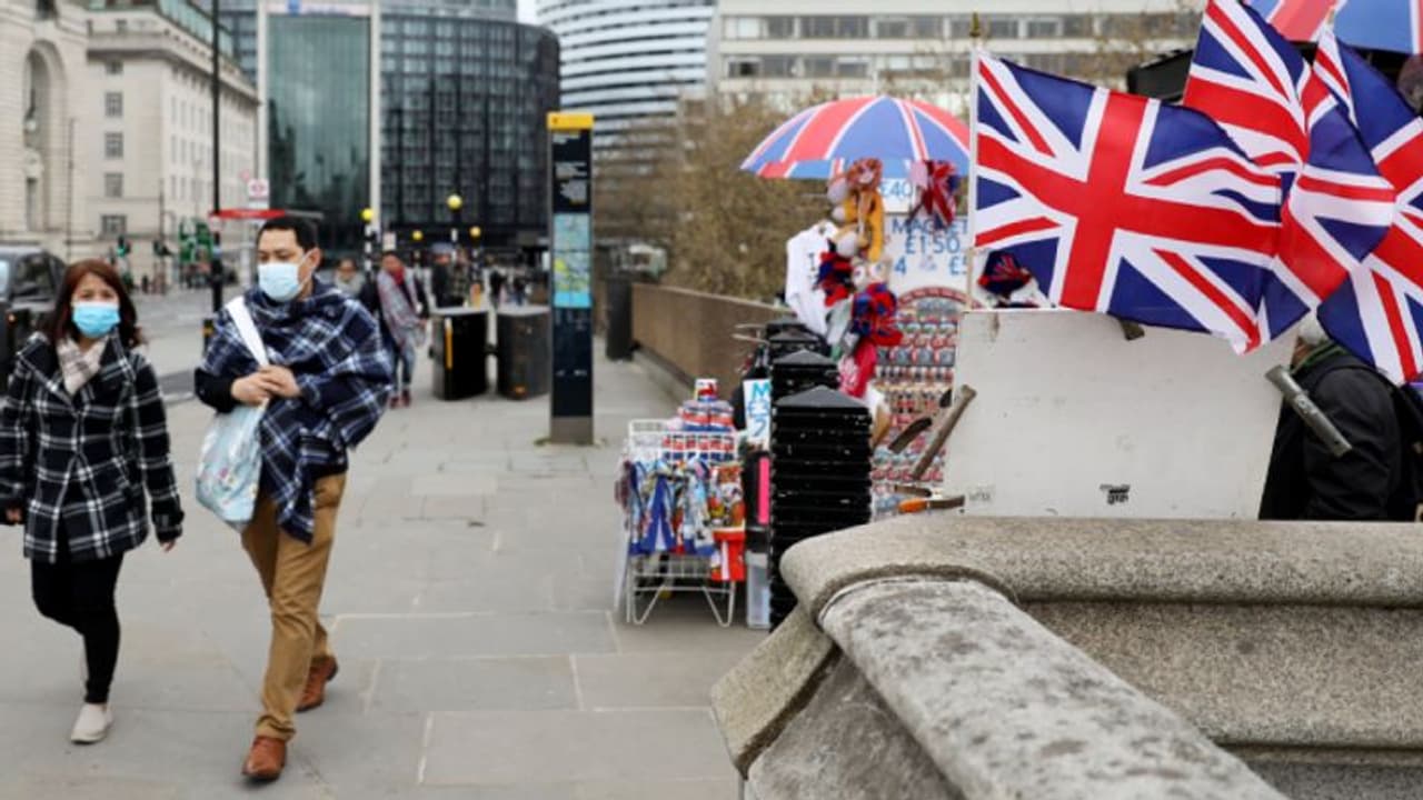 தாறுமாறாக பரவும் Eris.. பயமுறுத்தும் புதிய வகை கொரோனா வைரஸ் எச்சரிக்கும் வல்லுநர்கள்!