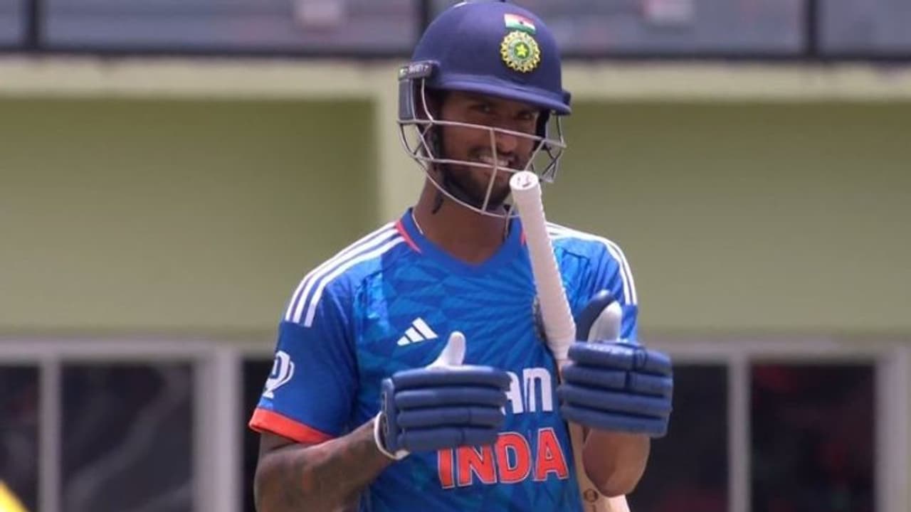 World Cup 2023: உலகக் கோப்பைக்கான இந்திய அணியில் திலக் வர்மா? அஜித் அகர்கர் பதில்! World Cup 2023: உலகக் கோப்பைக்கான இந்திய அணியில் திலக் வர்மா? அஜித் அகர்கர் பதில்!