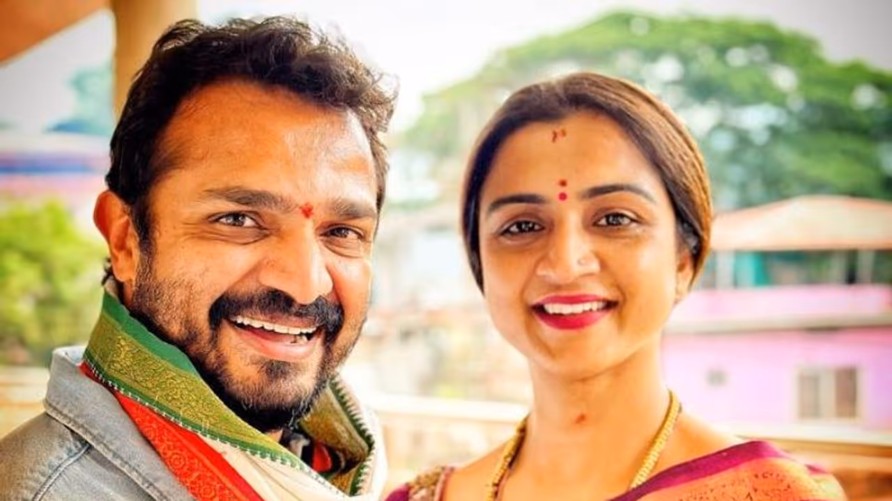 Vijay Raghavendra's last post with wife Spandana goes viral after her death; fans share condolences Vijay Raghavendra's last post with wife Spandana goes viral after her death; fans share condolences