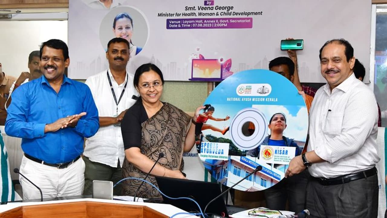 ആയുഷ് പ്രവര്‍ത്തനങ്ങള്‍ ദേശീയതലത്തില്‍ അംഗീകരിക്കുന്നതില്‍ അഭിമാനം, അടുത്തറിയാന്‍ പുതിയ സംരഭങ്ങളെന്നും മന്ത്രി