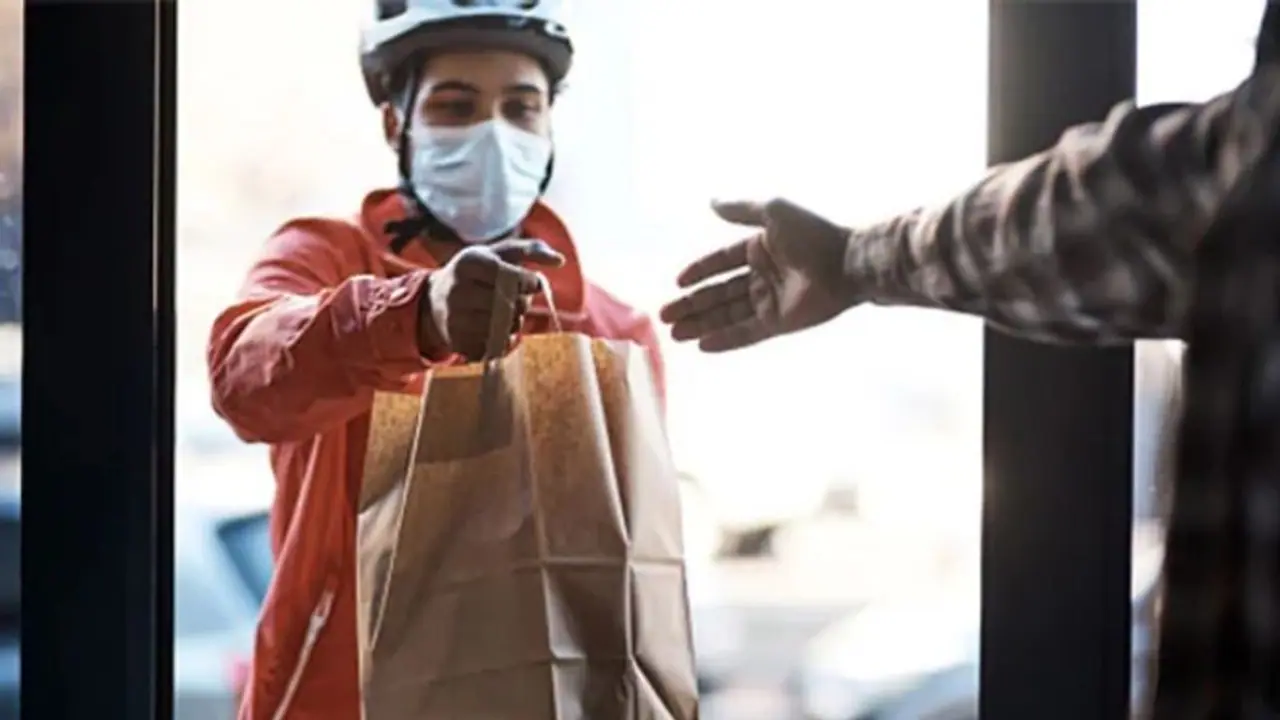 Zomato responds to Twitter post accusing them of charging Rs 60 for a bag