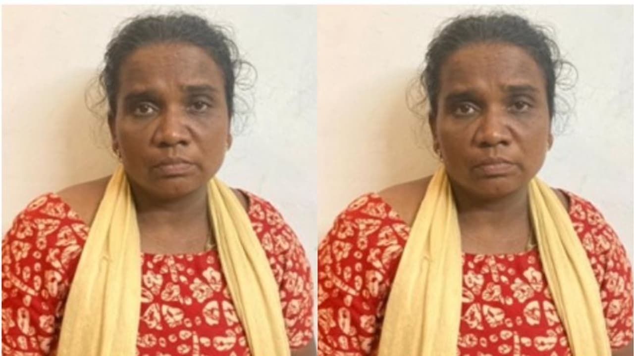 ഭിന്നശേഷിക്കാരനായ 5 വയസുകാരന്റെ മാല കവർന്നു പകരം മുക്കുപണ്ടം അണിയിച്ച് അങ്കണവാടി ടീച്ചർ; അറസ്റ്റ് ഭിന്നശേഷിക്കാരനായ 5 വയസുകാരന്റെ മാല കവർന്നു പകരം മുക്കുപണ്ടം അണിയിച്ച് അങ്കണവാടി ടീച്ചർ; അറസ്റ്റ്