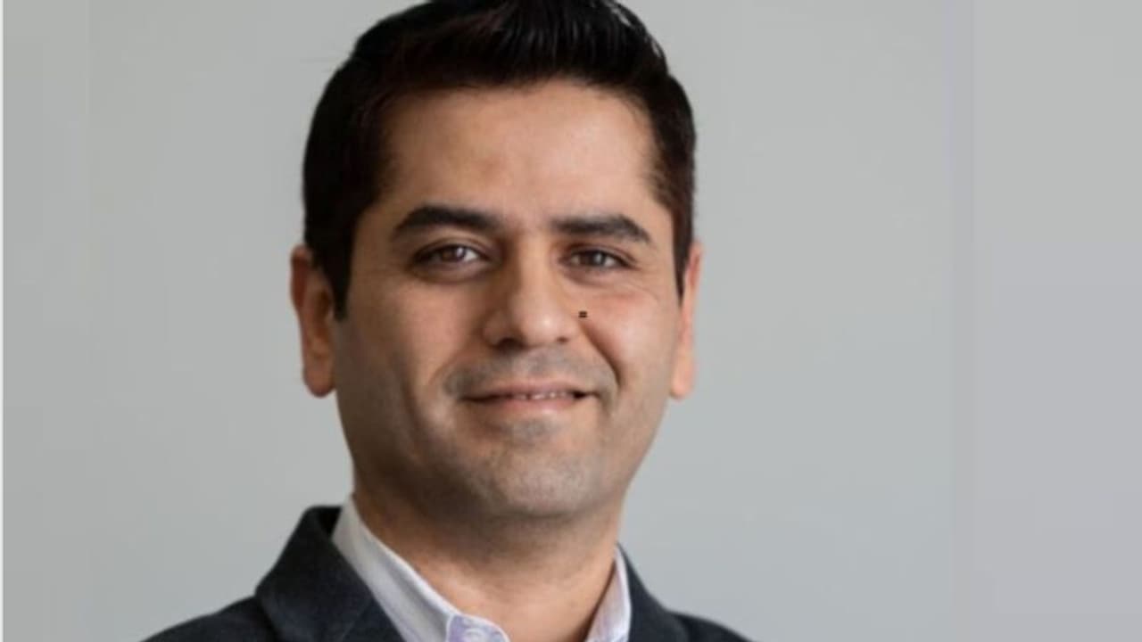 ടെസ്ലയുടെ ചീഫ് ഫിനാന്ഷ്യല് ഓഫീസര് പദവിയിലേക്ക് ഇന്ത്യന് വംശജന് ടെസ്ലയുടെ ചീഫ് ഫിനാന്ഷ്യല് ഓഫീസര് പദവിയിലേക്ക് ഇന്ത്യന് വംശജന്