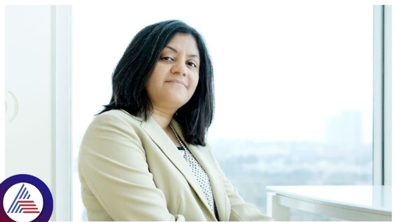 ಗಂಡನಿಂದ ದೂರವಾಗಿ ತನ್ನದೇ ಕಂಪನಿ ಸ್ಥಾಪಿಸಿ, ದೇಶದ ಶ್ರೀಮಂತರ ಪಟ್ಟಿಯಲ್ಲಿ ಸ್ಥಾನ ಪಡೆದ ಬೆಂಗಳೂರು ಮಹಿಳೆ ಗಂಡನಿಂದ ದೂರವಾಗಿ ತನ್ನದೇ ಕಂಪನಿ ಸ್ಥಾಪಿಸಿ, ದೇಶದ ಶ್ರೀಮಂತರ ಪಟ್ಟಿಯಲ್ಲಿ ಸ್ಥಾನ ಪಡೆದ ಬೆಂಗಳೂರು ಮಹಿಳೆ