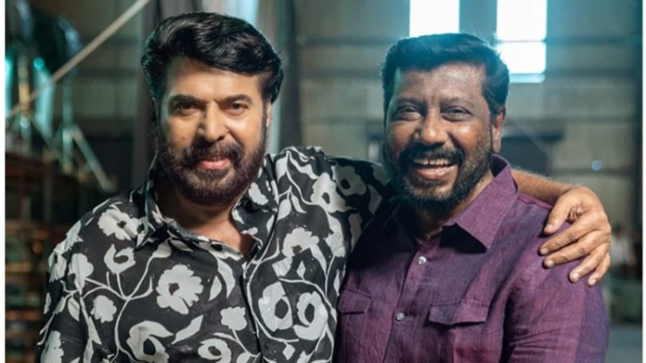 വളരെ പ്രിയപ്പെട്ടവരുടെ തുടരേയുള്ള വേര്പാടുകള്; സിദ്ദിഖിന്റെ വേര്പാടിന്റെ വ്യഥയില് മമ്മൂട്ടി വളരെ പ്രിയപ്പെട്ടവരുടെ തുടരേയുള്ള വേര്പാടുകള്; സിദ്ദിഖിന്റെ വേര്പാടിന്റെ വ്യഥയില് മമ്മൂട്ടി