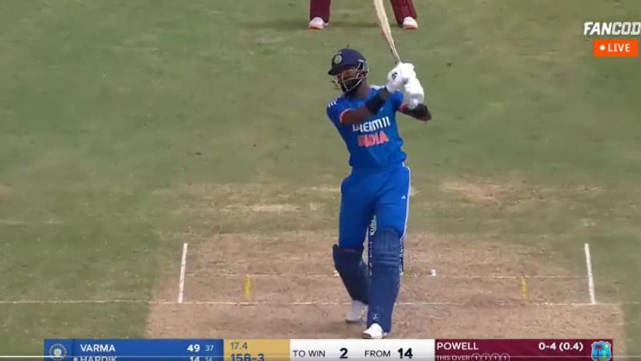 'നെറ്റ് റണ്റേറ്റൊന്നും മറികടക്കാനില്ലല്ലോ', ഹാര്ദ്ദിക്കിന്റെ വിജയ സിക്സിനെ വിമര്ശിച്ച് മുന് താരം 'നെറ്റ് റണ്റേറ്റൊന്നും മറികടക്കാനില്ലല്ലോ', ഹാര്ദ്ദിക്കിന്റെ വിജയ സിക്സിനെ വിമര്ശിച്ച് മുന് താരം