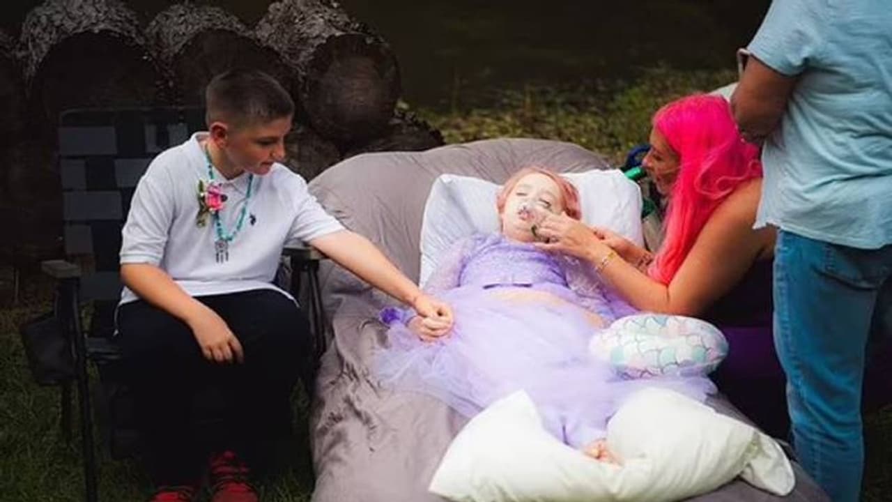 മരണത്തിന് കീഴടങ്ങാൻ ദിനങ്ങൾ മാത്രം ബാക്കി, കാമുകനെ വിവാഹം ചെയ്ത് 10 വയസ്സുകാരി 