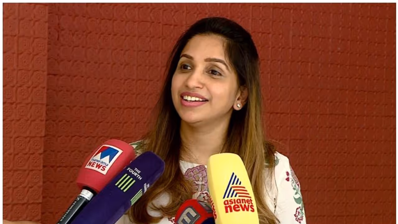 53 കൊല്ലം ഉമ്മൻചാണ്ടി എന്ത് ചെയ്തുവെന്ന ചോദ്യത്തിന് മറുപടി, പുതുപ്പള്ളി ഇനി ചാണ്ടിയുടെ കയ്യിൽ ഭദ്രം: അച്ചു 53 കൊല്ലം ഉമ്മൻചാണ്ടി എന്ത് ചെയ്തുവെന്ന ചോദ്യത്തിന് മറുപടി, പുതുപ്പള്ളി ഇനി ചാണ്ടിയുടെ കയ്യിൽ ഭദ്രം: അച്ചു